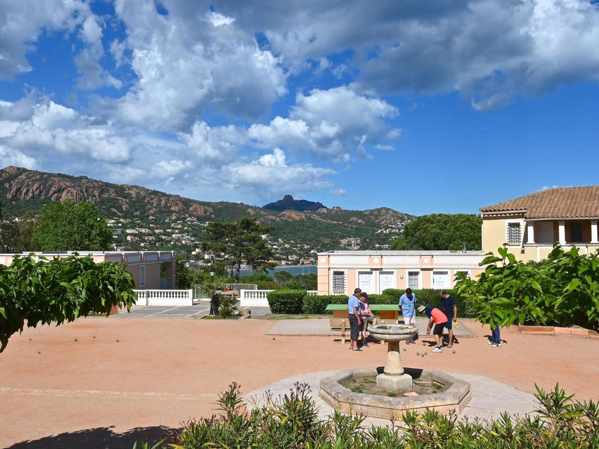 Apartment Village Cap Esterel - Le Village-76 By Interhome แซ็งต์-ราฟาเอล ภายนอก รูปภาพ