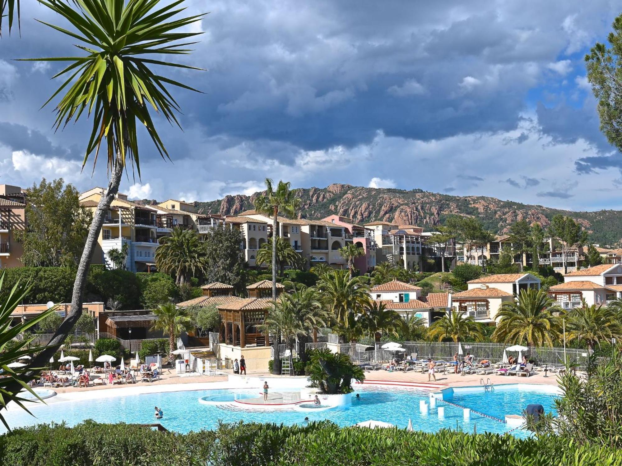 Apartment Village Cap Esterel - Le Village-76 By Interhome แซ็งต์-ราฟาเอล ภายนอก รูปภาพ